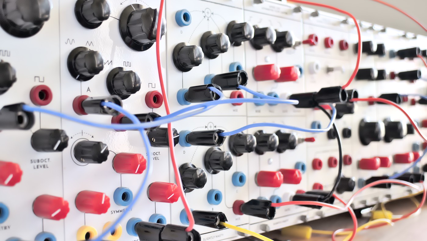 Slightly Nasty – Synths | Studio | Electronics